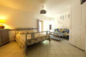 Maisons de vacances Soleil Levant, petite maison de caractere a prix bas : photos des chambres