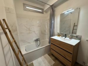 Appartements Studio moderne avec veranda - Cannes centre : photos des chambres