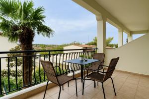 Triple Room room in Samel Hotel