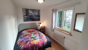 Small Double Room, bed 140x200cm, in very quiet and cosy house!