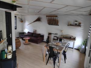 Maisons de vacances gite campagne Aupthiesomme au calme entre terre et mer : photos des chambres