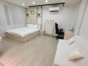 4 Bedrooms - Little Hanoi