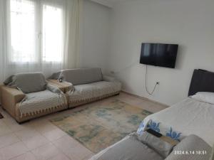 Modern Flat Walk to Shops, Cafes Harbour