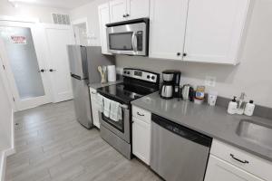 White Brick Retreat - Shaw