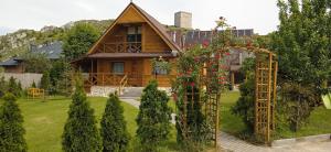 NOCLEGI KAMEX dom 12-osobowy