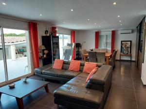Villas Villa 6 personnes piscine chauffee : photos des chambres