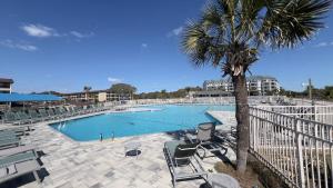 Salty Air & Sea Breezes