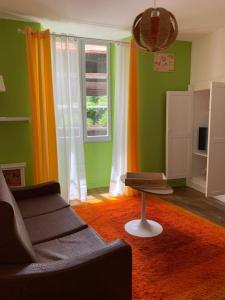 Barque Fleurie Esprit Rétro, Jardin & Parking Privé