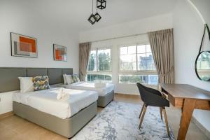 Dubai 5 Bedroom Villa - Beautifully Appointed