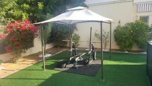 Dubai 5 Bedroom Villa - Beautifully Appointed