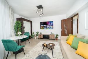 Panoramic Apartment with public Parking TPARK paid by us in Timisoara