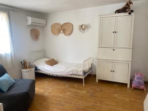 Appartements Superbe rez de jardin avec apercu mer et parking : photos des chambres