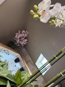 Love hotels La 104 Zen Suite romantique dans maison reservee aux hotes : Suite