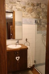 Cal Gano, 3-Story Stone & Wood Mountain Retreat