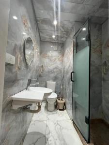 فيلا دوبلكس 3 غرف بورتو مارينا الفندقيه للأسر فقط