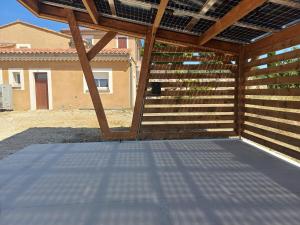 Maisons de vacances Gite au calme, sur domaine vinicole avec piscine chauffee partagee ideal rando et velo : photos des chambres