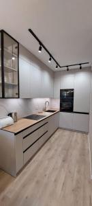 Apartament NOHO - w samym centrum Katowic, klasa PREMIUM, siłownia, sauna, sala kinowa,garaż