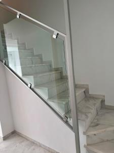 Triplex con vistas al mar junto al campo de golf de Calanova