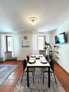 DolceVita a Riva centro con garage 90MQ - 4hvězdičkové hotely ve městě Riva del Garda