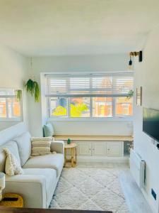 Boho Breeze - 1 bed apartment near the sea