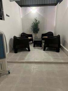 مسكن ملاذ - غرفة وصالة القدس 1