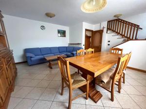 L Angolo Di Pace Vasca Idromassaggio e Legno Chalet Alpino con Vista Panoramica sulla Valle