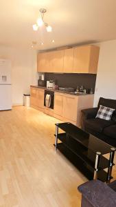 Cosy 2 BR - Ensuite - Canal view