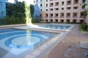 Pinecrest residential resort