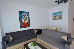 Beachside Hill Apartment