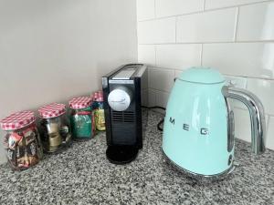 81 Tropical Paradiso - Oasis in the City