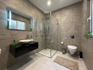 Best view best location 2BR