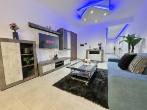 Private Pool Flat Near Valletta