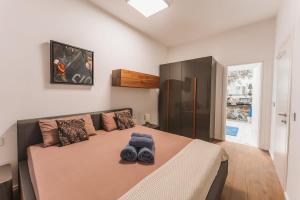 Superior Designer Suite in Prime location