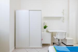 Domus Aurea3 flat a stones throw from Colosseum