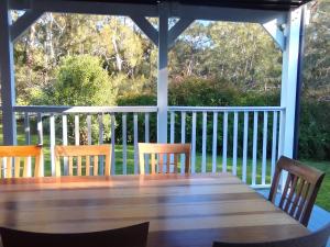 2 bedrooms private bathroom 2 queen beds own entry