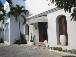 Three BR Modern Mediterranean Villa Uluwatu