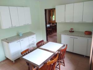 Chácara com Piscina e Vista Sítio Elza, Embu-Guaçu SP Sítio Elza A Vista do Campo