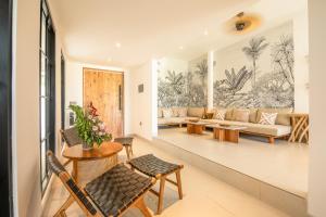 4 Bd Seminyak Retreat, Rice Fields 4 mins to Beach