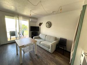 Studio cabine 4 personnes avec climatisation et parking - FR-1-837-20