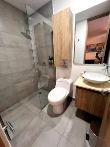 Modern & Cozy Loft close 93 Park 8