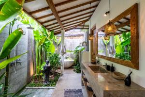 Villa Jaya - comfortable 3bdrs villa-central Bingin