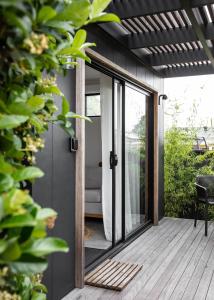 Modern Studio with Outdoor Bath and Cabin Sauna