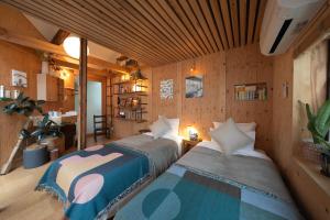 Batonship Inn Osaka 005