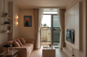 CR Concept Serviced Apartment - Vinhomes and Landmark 81