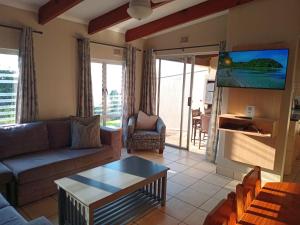 Chakas Rock Chalets 14