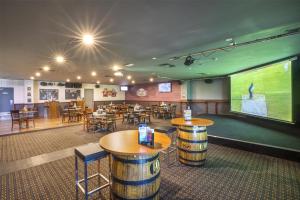 Nightcap at Springwood Hotel