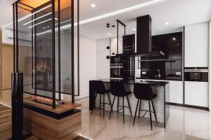 Noviy Bereg Luxury Apartment