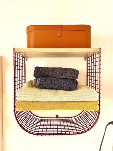 2 min walking distance to station cozy room in central tokyo