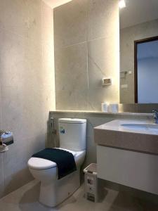 The Astra Condo, Downtown