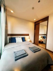 The Astra Condo, Downtown